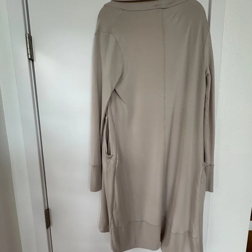 Athleta Open Front Cardigan‎ in Beige, Front Pockets, Flowy, Size Small